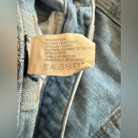 Gap Denim Mini Skirt Light Blue Wash Heart Pockets Button Front Y2K A Line - Picture 5 of 7